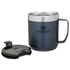 Stanley Camp Mug - Isolierbecher -Outwell Verkaufs-Shop stanley camp mug isolierbecher detail 3